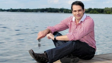 PHOTO: MICHAL WARGIN / EAST NEWS 2009.07.28 WARSZAWA PLAN SERIALU NAD ROZLEWISKIEM N/Z: PAWEL DELAG SLOWA KLUCZOWE: POLSKA WARSZAWA NAD ROZLEWISKIEM DOM SERIAL PLAN TVP SERIALU PROGRAM PAWEL DELAG