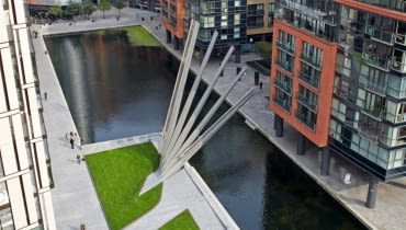 Ruchoma kładka w Londynie Ruchoma kładka w Londynie