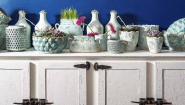 Pojedyncze naczynia mogą pozostać niezauważone. Ustawione w grupie na pewno przyciągną uwagę. Belldeco MOCNY EFEKT. Pojedyncze naczynia mogą pozostać niezauważone. Ustawione w grupie na pewno przyciągną uwagę. Belldeco