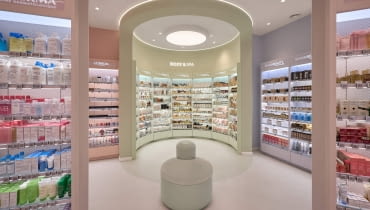 Skin & Beauty. Proj. Robert Majkut Design Skin & Beauty. Proj. Robert Majkut Design