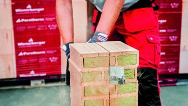 pustaki z ceramiki poryzowanej