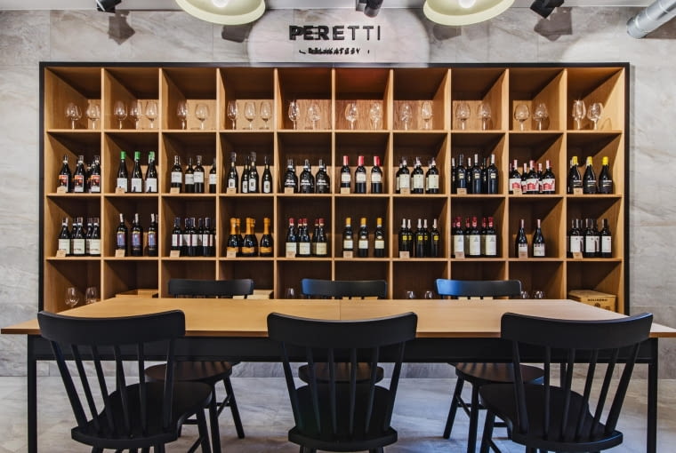 Delikatesy Peretti w Poznaniu i wnętrza autorstwa studia mode:lina [MIEJSCE TYGODNIA]