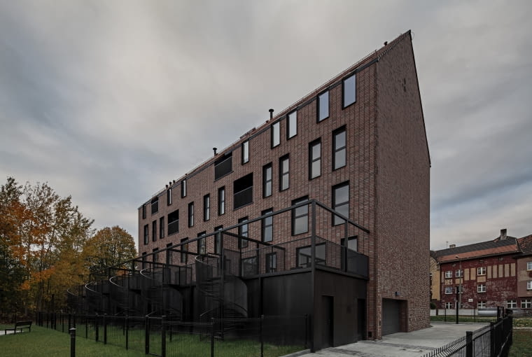 Nowy Werdon w Rudzie Śląskiej. Proj. Małeccy Biuro Projektowe Nowy Werdon w Rudzie Śląskiej. Proj. Małeccy Biuro Projektowe