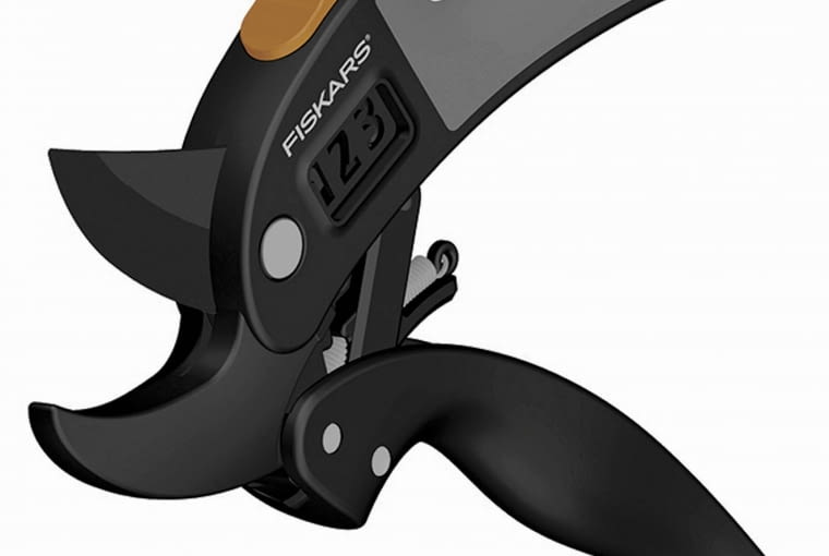 Sekator kowadełkowy PowerStep , ok. 99 zł, Fiskars