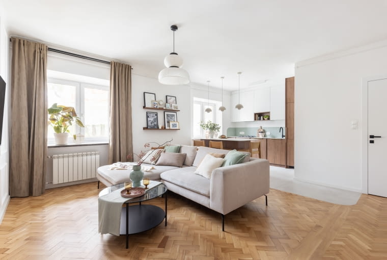 PROJEKT: Historia, kolory i detale