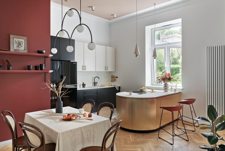 PROJEKT: Przytulna nowoczesność z historią w tle