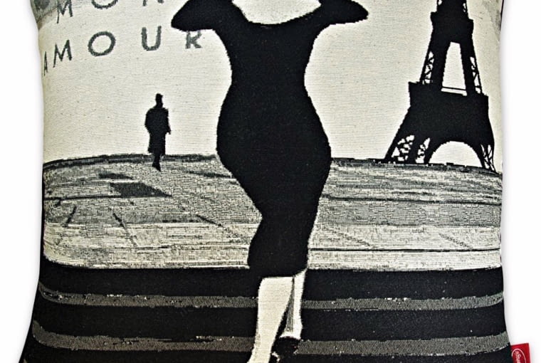 Poduszka Paris Mon Amour, 119 zł, BBHome Poduszka Paris Mon Amour, 119 zł, BBHome