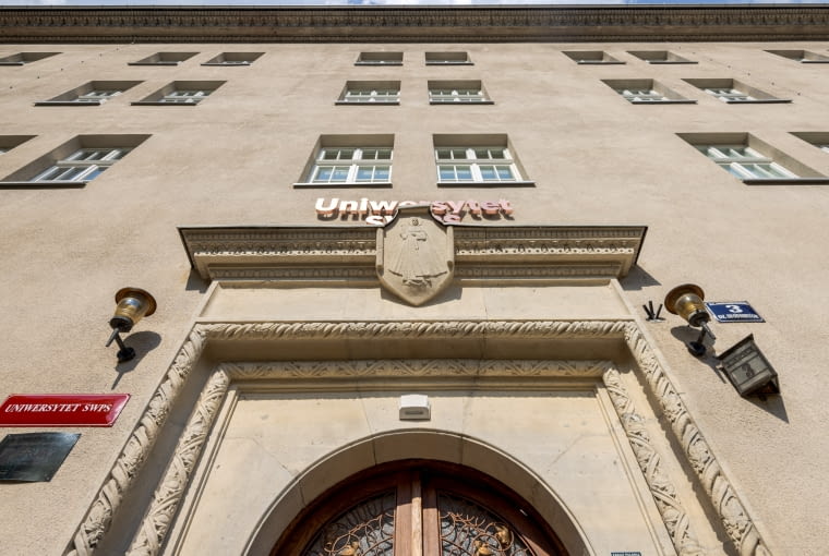 Dawne Semnarium Śląskie - zrewaloryzowana siedziba krakowskiej Filii im. ks. Józefa Tischnera Uniwersytetu SWPS Dawne Semnarium Śląskie - zrewaloryzowana siedziba krakowskiej Filii im. ks. Józefa Tischnera Uniwersytetu SWPS