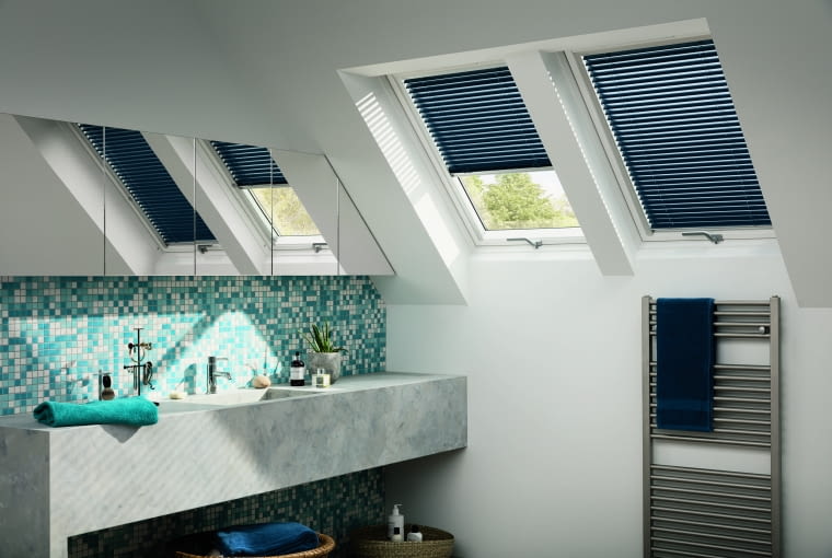 Żaluzje zapewnią pełną kontrolę nasłonecznienia – są idealnym rozwiązaniem do pomieszczeń, w których chcemy regulować ilość, natężenie i kierunek światła