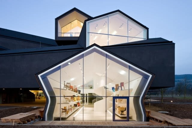 Vitra Haus - nowy obiekt w kampusie Vitry, proj Herzog de Meuron Vitra Haus - nowy obiekt w kampusie Vitry, proj Herzog de Meuron