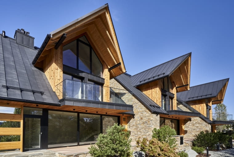 Domy szeregowe w Dolinie Strążyskiej. Proj. Karpiel Steindler Architektura Domy szeregowe w Dolinie Strążyskiej. Proj. Karpiel Steindler Architektura