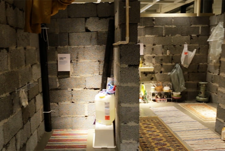 25 m kw. Syrii IKEA wprowadziła replikę syryjskiego domu w swoim flagowym sklepie