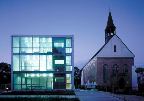 Budynek biurowy redakcji "Głosu Pomorza" w Koszalinie, projekt- HS99 (2001) Budynek biurowy redakcji "Głosu Pomorza" w Koszalinie, projekt- HS99 (2001)