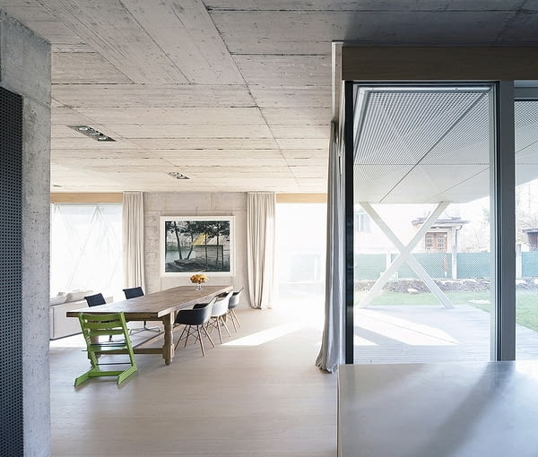 Willa Criss Cross w Lublanie. Proj. OFIS Arhitekti Willa Criss Cross w Lublanie. Proj. OFIS Arhitekti