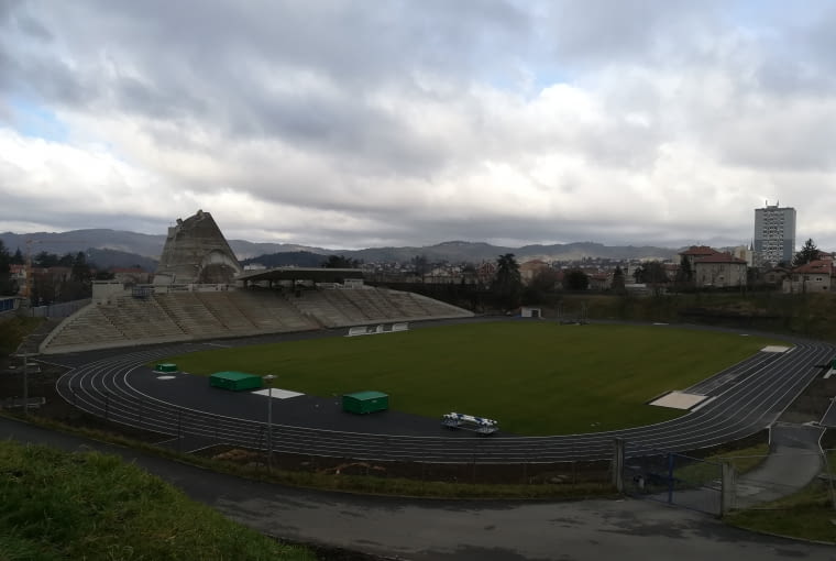 Stadion miejski w Firminy wg Le Corbusiera Stadion miejski w Firminy wg Le Corbusiera