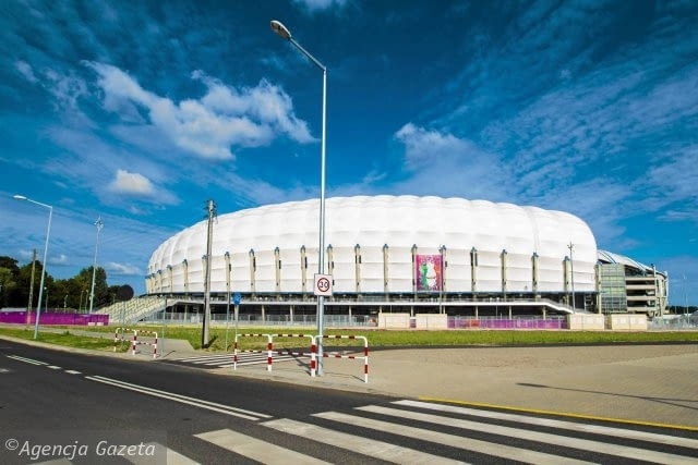 Stadiony na Euro 2012 Polska: Stadion w Poznaniu Stadiony na Euro 2012 Polska: Stadion w Poznaniu
