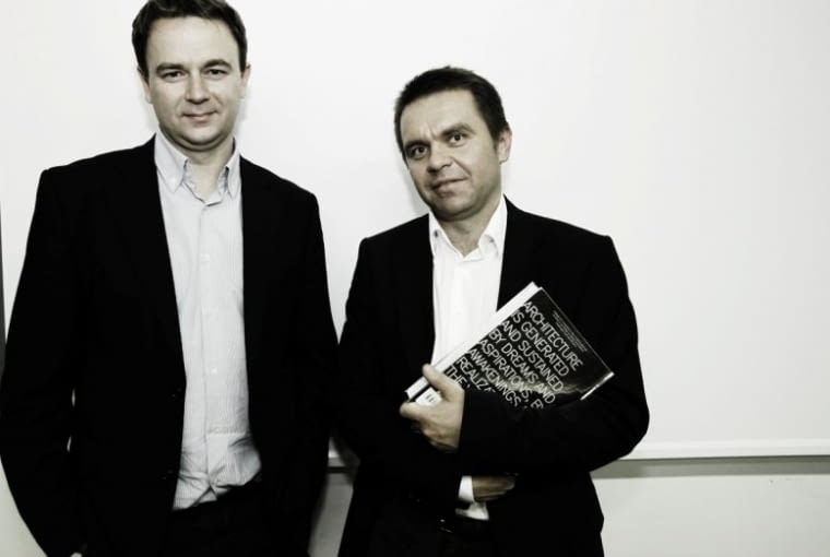 Czwarte spotkanie z cyklu Polska Bryła z Mikołajem Kadłubowskim i Krzysztofem Mycielskim, współwłaścicielami pracowni architektonicznej Grupa 5 grupa 5 polska bryła wykład mikołaj kadłubowski krzysztof mycielski