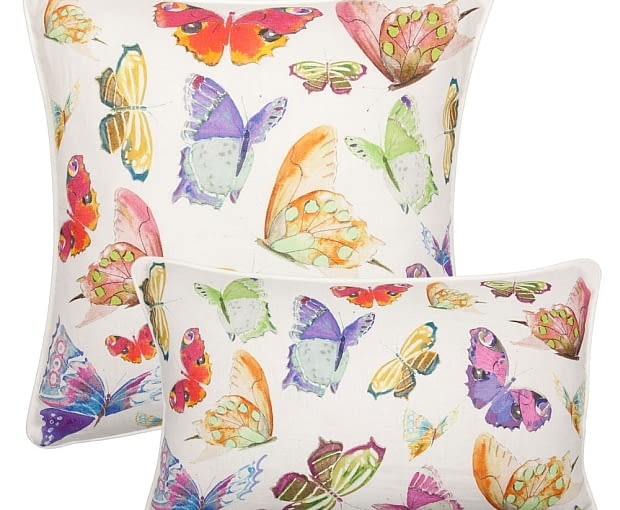 Zara Home - poszewka w motyle: 99 zł. zara home, nowości, wiosenne dodatki we wnętrzach, 2014, trendy, dodatki, wnętrzarskie dodatki, akcesoria