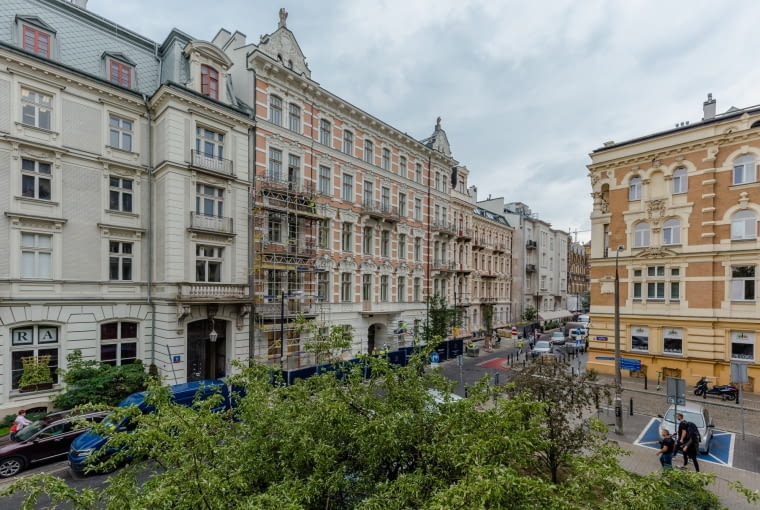 Ulica Foksal - widok w kiedunku zachodnim