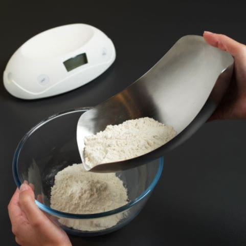 Waga kuchenna Zaprojektowana przez Morph dla firmy Jospeh Joseph. kuchnie, akcesoria kuchenne, waga kuchenna, design