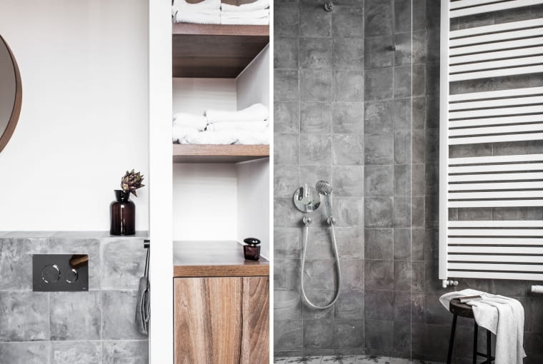 W pierwszej łazience efekt tworzą oryginalne kafle o cementowym wykończeniu. Niewielka format płytek sprawia, że mimo surowej faktury zachowuje ona przytulny charakter.