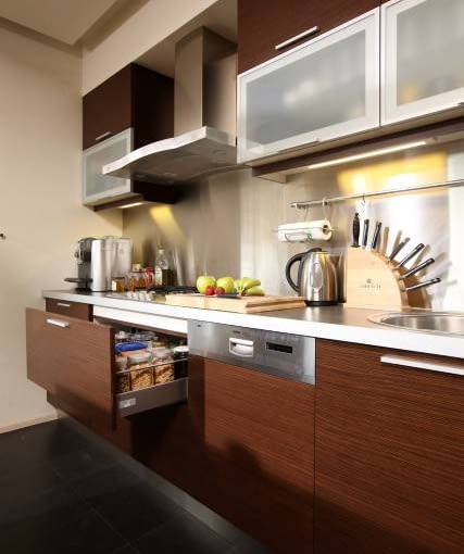 WNETRZA KUCHNIA MEBLE