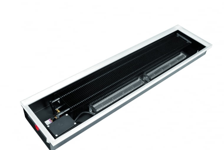 Grzejnik z wentylatorem. W tym urządzeniu wydajność wentylatora podczas pracy na pierwszym biegu wnosi 53%, na drugim – 77%, a na trzecim – 100%