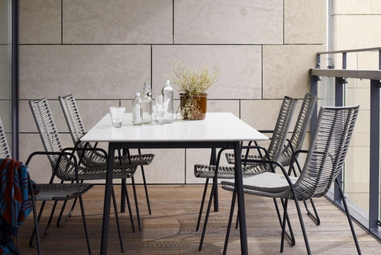 Wakacje przez cały rok? Trzeba dobrze urządzić własny taras lub ogród Wakacje przez cały rok? Trzeba dobrze urządzić własny taras lub ogród