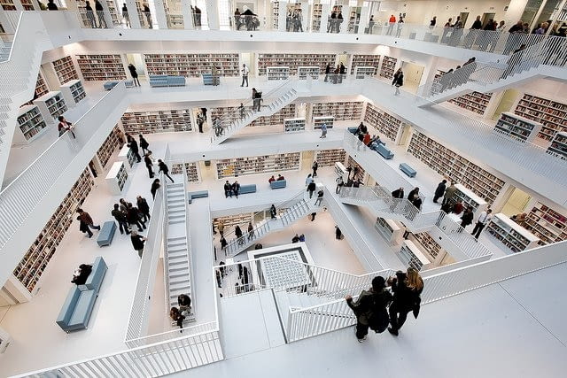 Nowa Biblioteka Miejska, Stuttgart, Niemcy, proj. Eun Young Yi, 2011 Nowa Biblioteka Miejska, Stuttgart, Niemcy, proj. Eun Young Yi, 2011