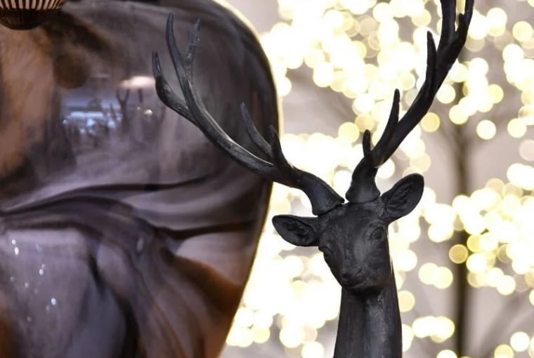 Figurka Jeleń 33x16x35 cm Figurka Jeleń 33x16x35 cm