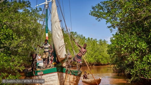 Łódź, Madagascar Łódź, Madagascar