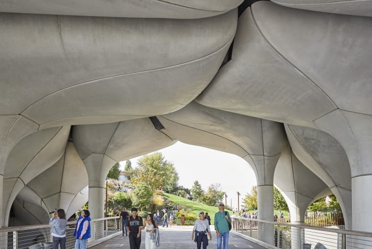Little Island w Nowym Jorku. Proj. Heatherwick Studio Little Island w Nowym Jorku. Proj. Heatherwick Studio