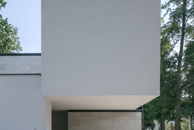 RE: LONG HOUSE.  Proj. REFORM Architekt RE: LONG HOUSE.  Proj. REFORM Architekt
