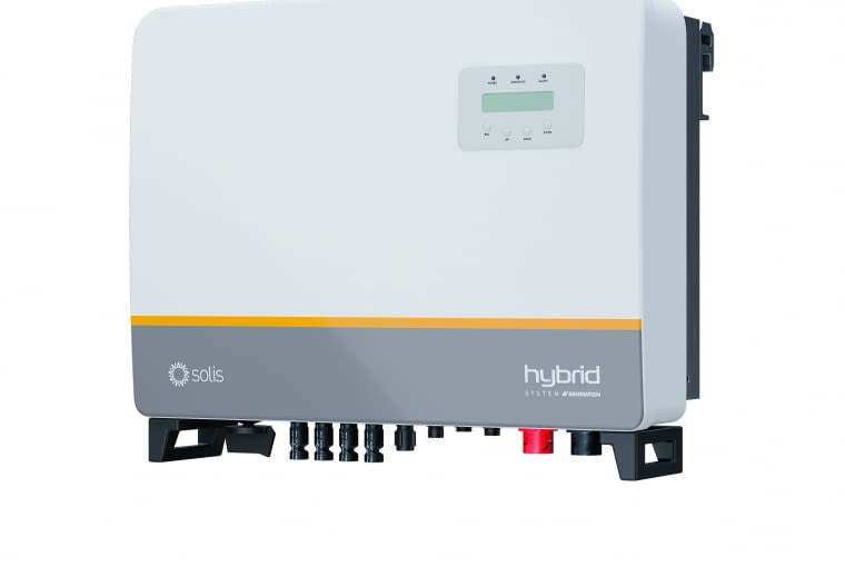 Falownik hybrydowy, oprócz przetwarzania prądu, umożliwia również magazynowanie energii w akumulatorach i inteligentne zarządzenie jej przepływem Falownik hybrydowy, oprócz przetwarzania prądu, umożliwia również magazynowanie energii w akumulatorach i inteligentne zarządzenie jej przepływem