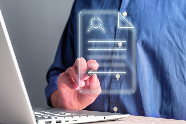 Proces składania wniosku o dofinansowanie w ramach programu „Mój Prąd” 6.0 jest stosunkowo prosty, ale wymaga dokładności i spełnienia określonych wymagań formalnych. I rzecz najważniejsza – składamy go tylko online! Proces składania wniosku o dofinansowanie w ramach programu „Mój Prąd” 6.0 jest stosunkowo prosty, ale wymaga dokładności i spełnienia określonych wymagań formalnych. I rzecz najważniejsza – składamy go tylko online!