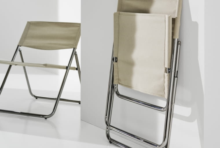 Kolekcja Nytillverkad IKEA - składane krzesło MOFALLA