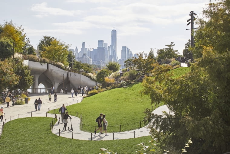 Little Island w Nowym Jorku. Proj. Heatherwick Studio Little Island w Nowym Jorku. Proj. Heatherwick Studio