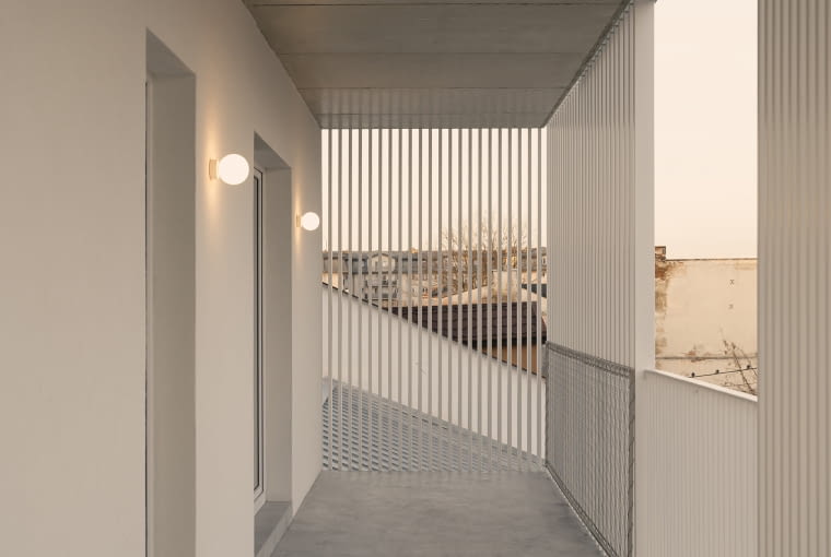 Dom Uniwersalny w Otwocku. Proj. MFRMGR Architekci