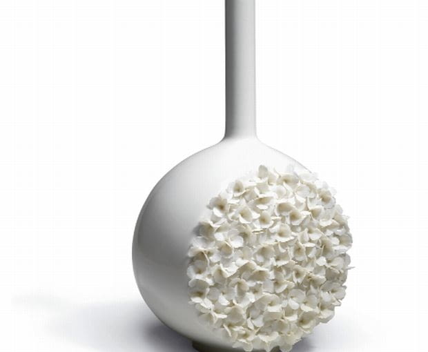 Porcelanowy wazon Canvas z kwiatową dekoracją, 5380 zł, LLadró/frasco.pl Porcelanowy wazon Canvas z kwiatową dekoracją, 5380 zł, LLadró/frasco.pl