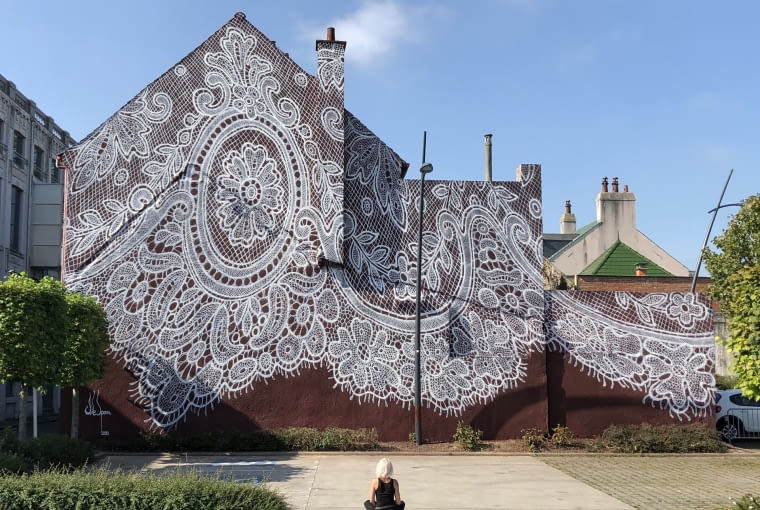 Mural NeSpoon w Calais (Francja)