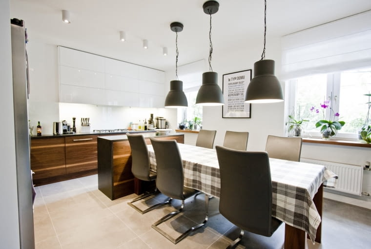 Metamorfoza domu dla 6-osobowej rodziny [zdjęcia PRZED i PO]