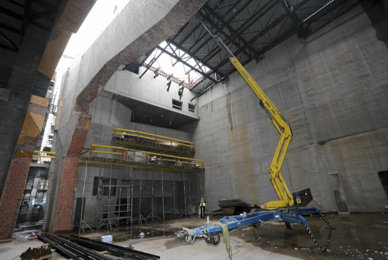 12.01.2015 Torun . Budowa Centrum Kulturalno - Kongresowego na Jordankach . Fot. Mikolaj Kuras / Agencja Gazeta DLOTO strony lokalne GW - Toruń SLOWA KLUCZOWE: jordanki sala sala koncertowa ZDJĘCIE DO WKŁADKI: DLOTO strony lokalne GW - Toruń