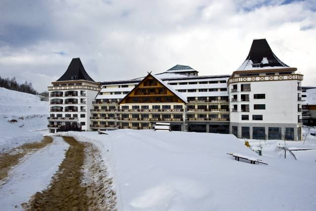 Czterogwiazdkowy hotel Gołębiewski w Karpaczu 03.01.2011 KARPACZ , CZTEROGWIAZDKOWY HOTEL GOLEBIEWSKI , NAJWIEKSZY HOTEL W KARPACZU .