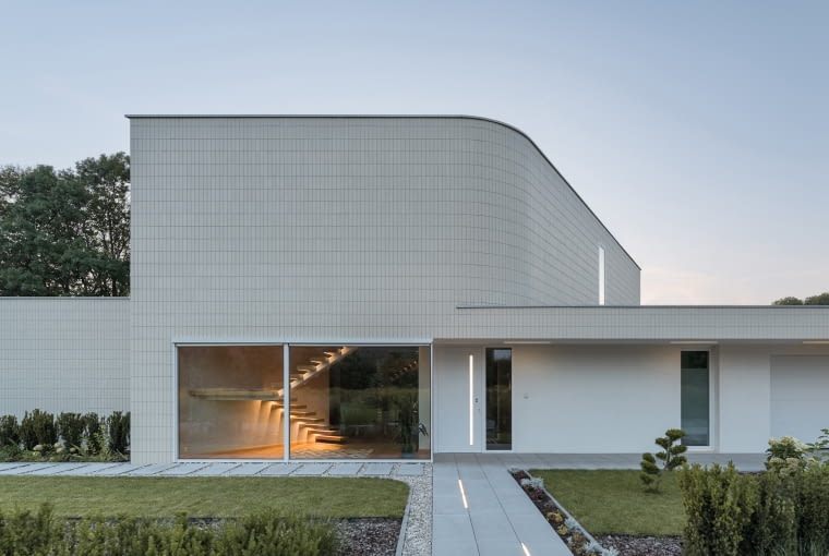 SWOOSH HOUSE. Proj. Paweł Lis Architekci SWOOSH HOUSE. Proj. Paweł Lis Architekci