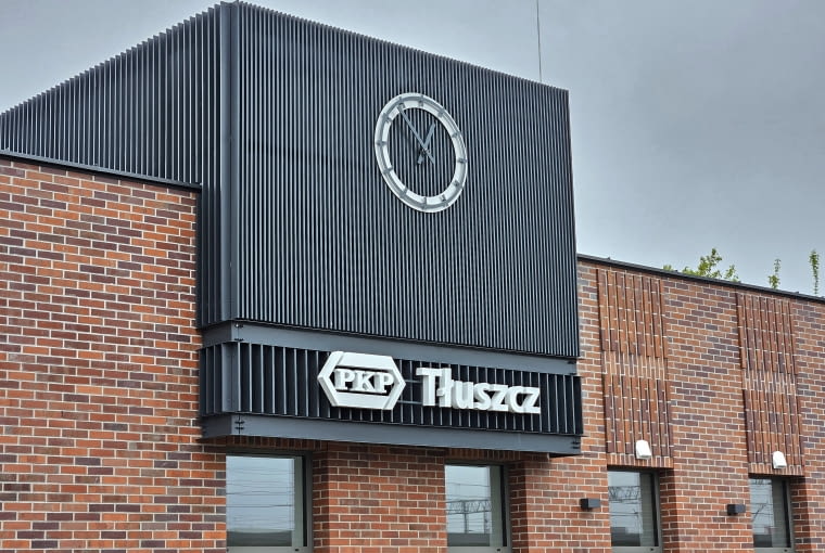 Nowy dworzec w Tłuszczu Nowy dworzec w Tłuszczu