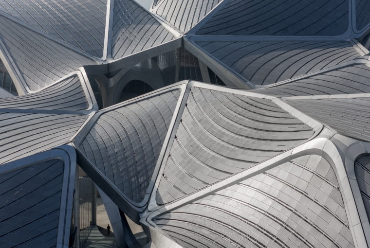 Zhuhai Jinwan Civic Art Centre. Proj. Zaha Hadid Architects