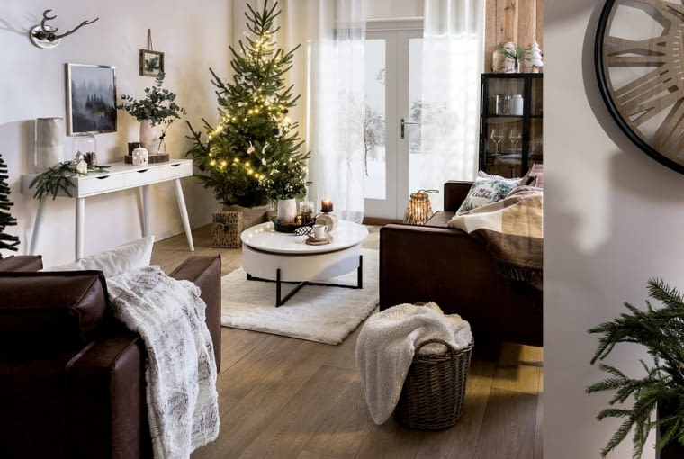 Dekoracje bożonarodzeniowe - Salony Agata Dekoracje bożonarodzeniowe - Salony Agata