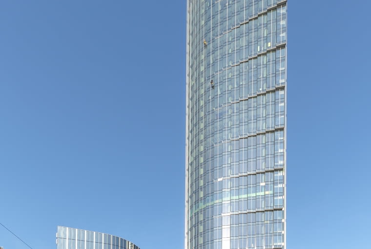 Mennica Legacy Tower w Warszawie Mennica Legacy Tower w Warszawie