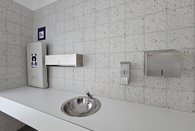 Dworzec w Tłuszczu - wnętrza Dworzec w Tłuszczu - wnętrza