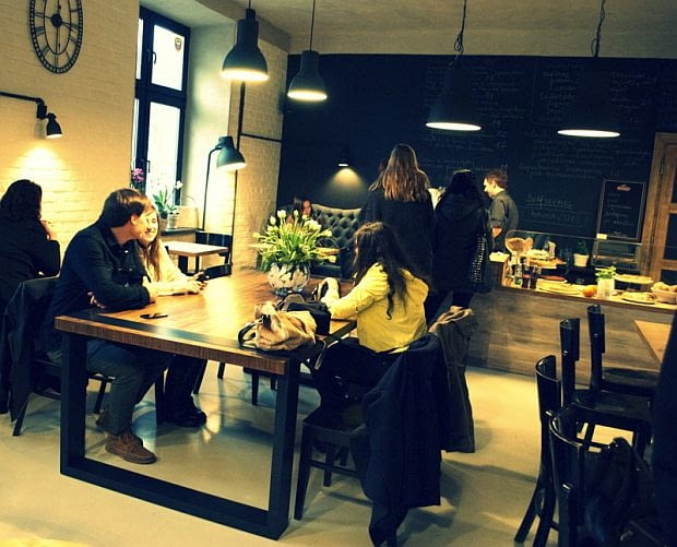 Bococa Bistro. Pl. Inwalidów 7, Kraków Bococa Bistro, dobrze zaprojektowany lokal, lokale z pomysłem